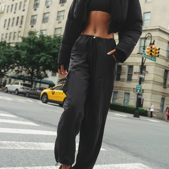 ALO Yoga | Pants & Jumpsuits | Alo Yoga Megastar Cargo Pant | Poshmark